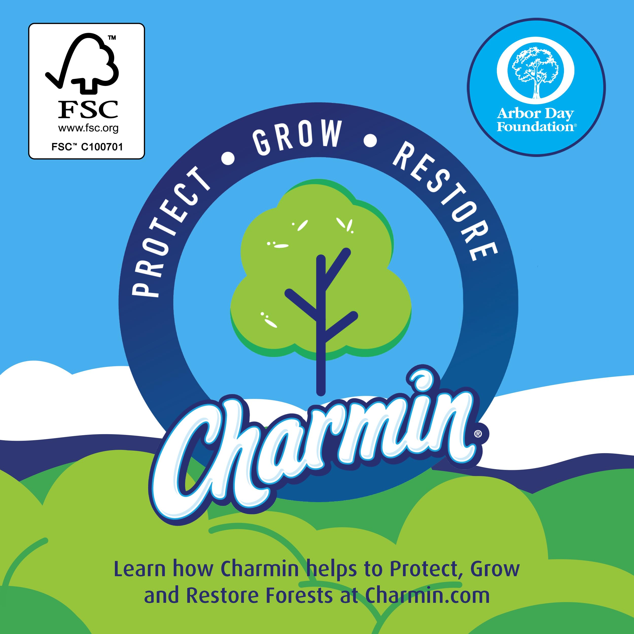 Familia en baño usando Charmin para conveniencia y menos recambios