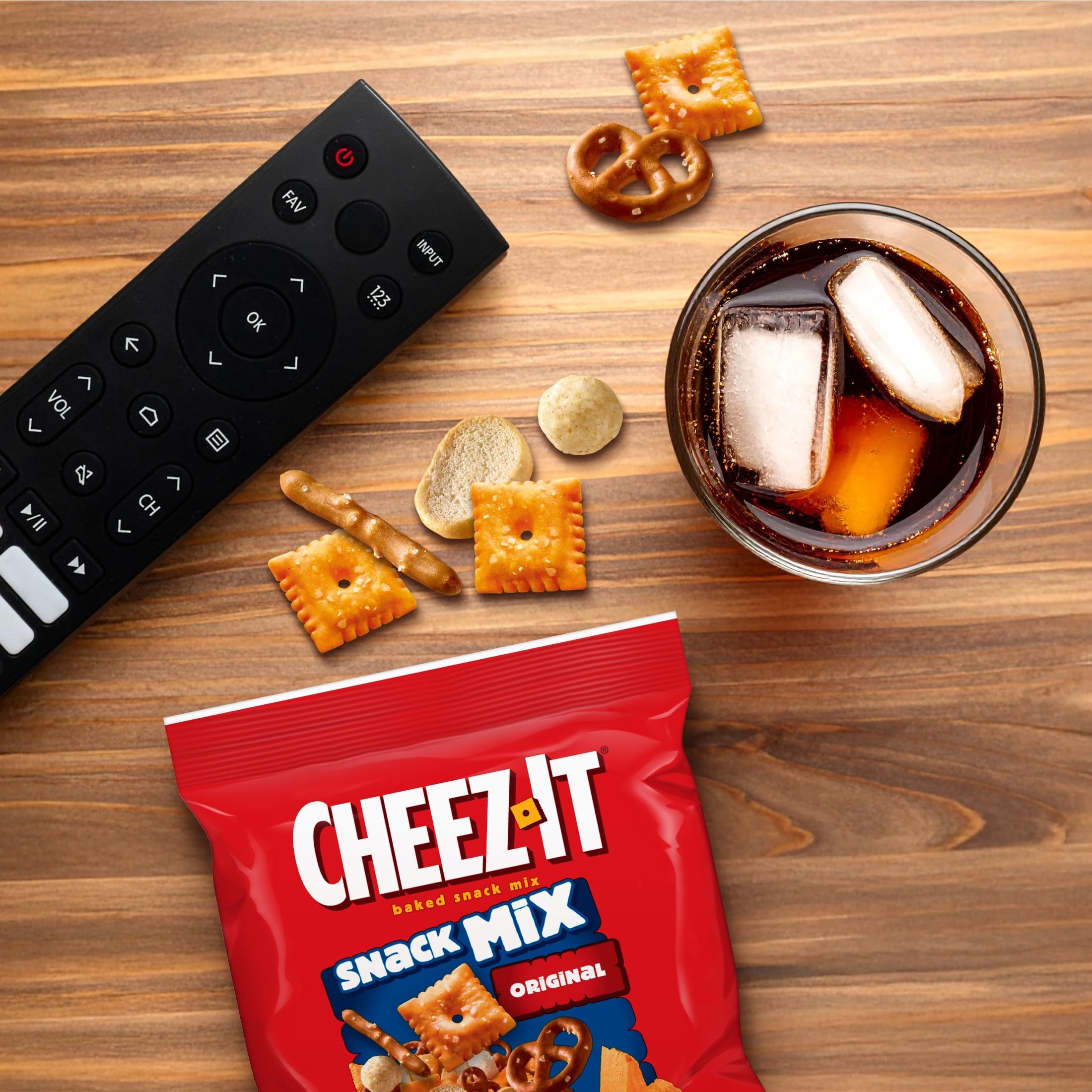 Cheez-It etiqueta nutricional y alérgenos visible para seguridad