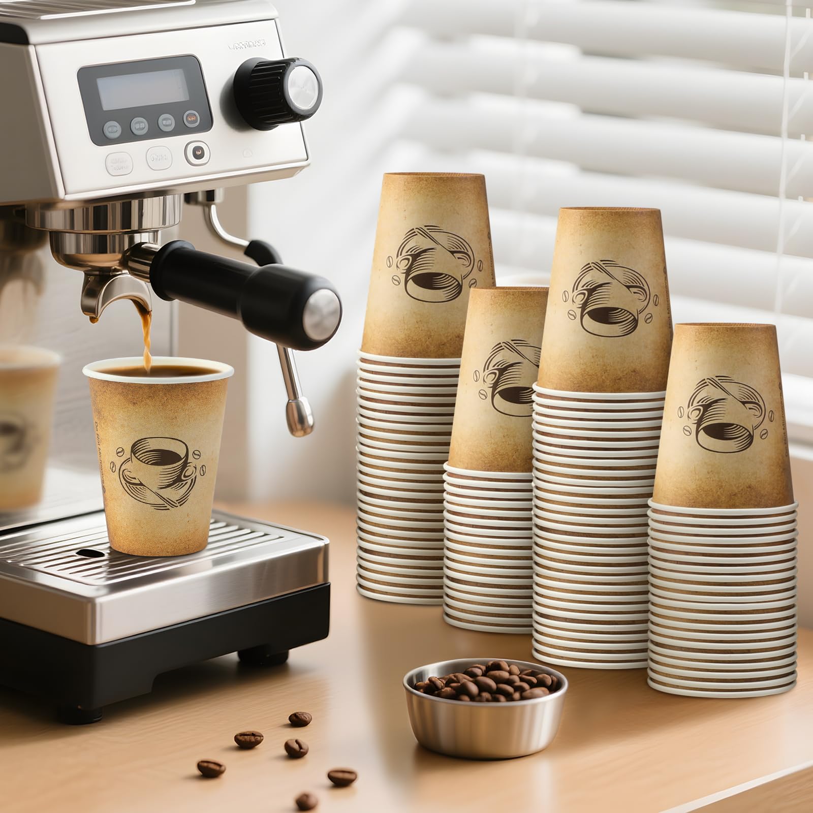 Clawsoff vaso en uso con café para llevar, solución rápida y práctica