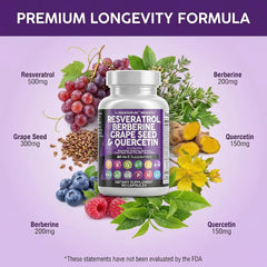 Clean Nutraceuticals persona tomando cápsulas para una rutina diaria simplificada
