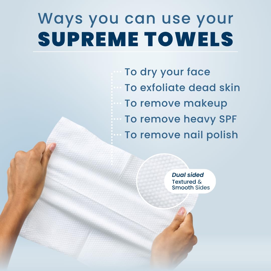 Clean Skin Club toalla en mano para ver tamaño y facilidad de uso