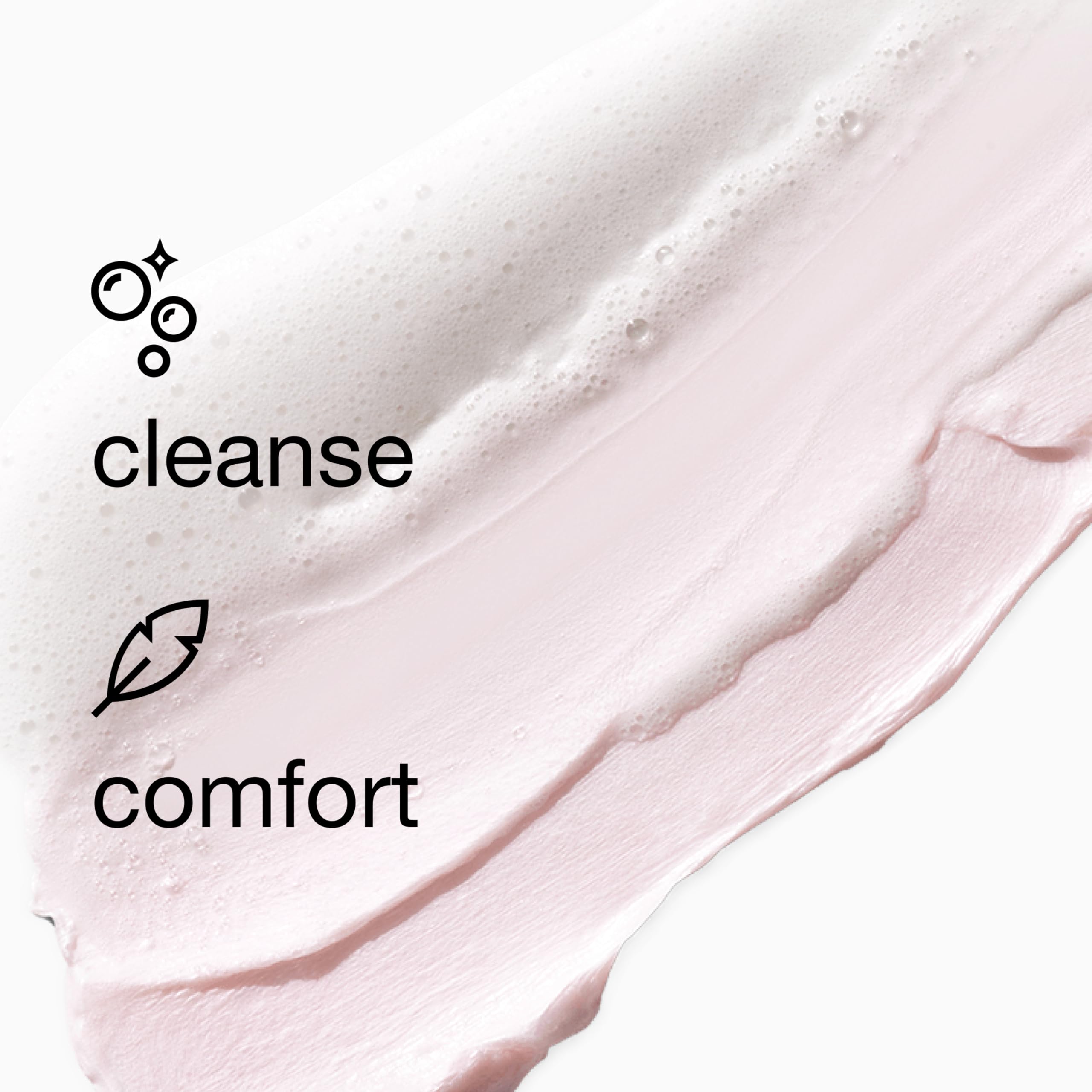Clinique limpiador en uso retirando maquillaje y protector solar