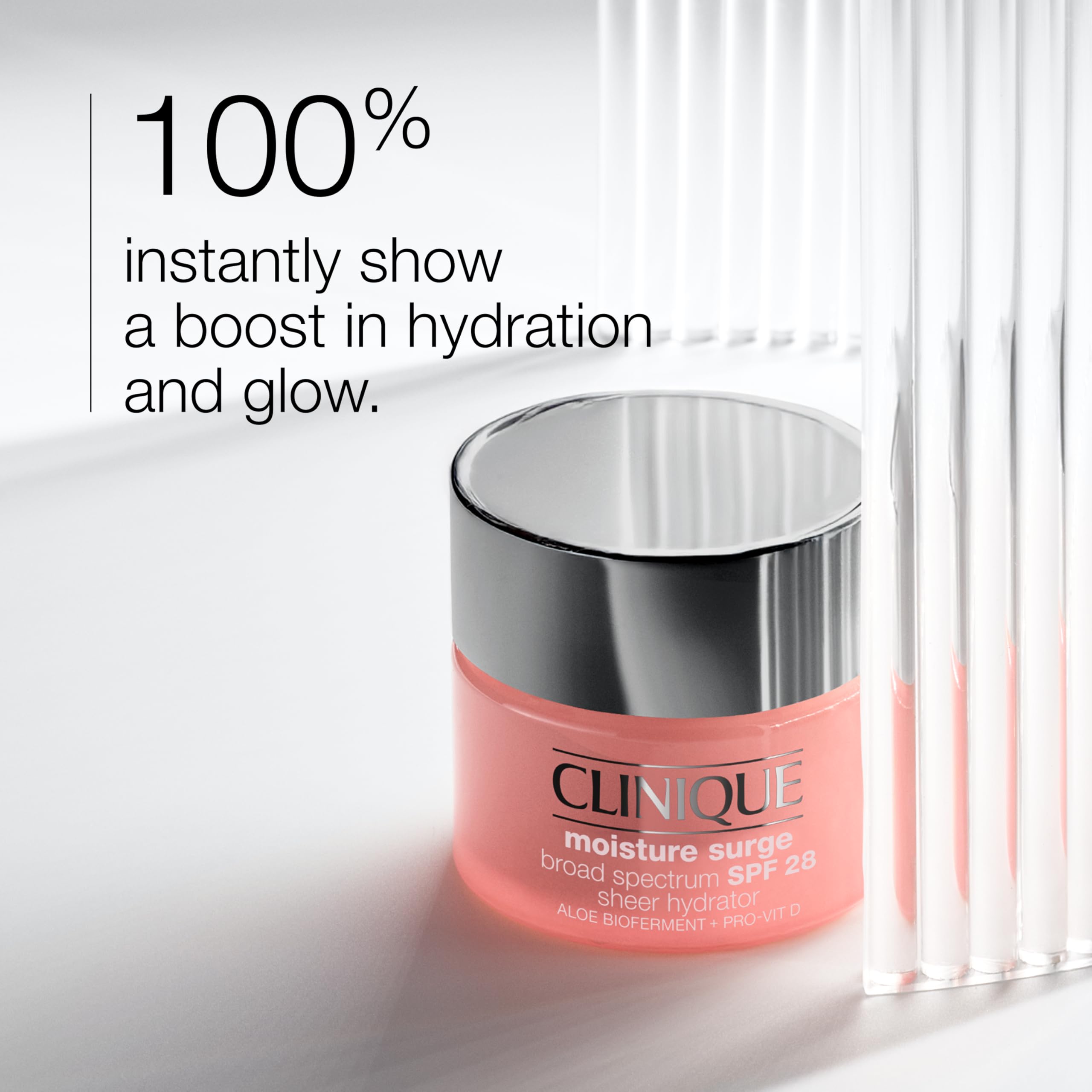 Clinique Moisture Surge textura cremosa que hidrata al contacto