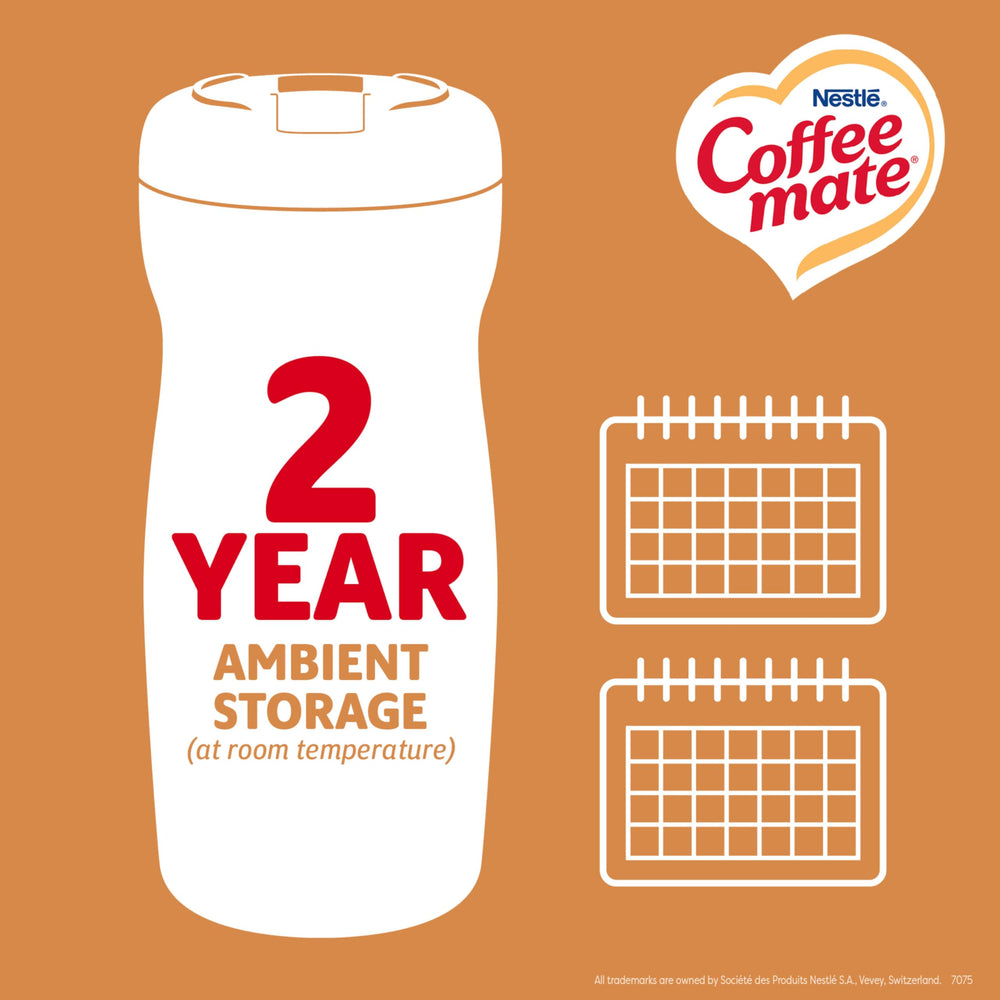 Coffee Mate lata junto a taza para comparar tamaño y porción