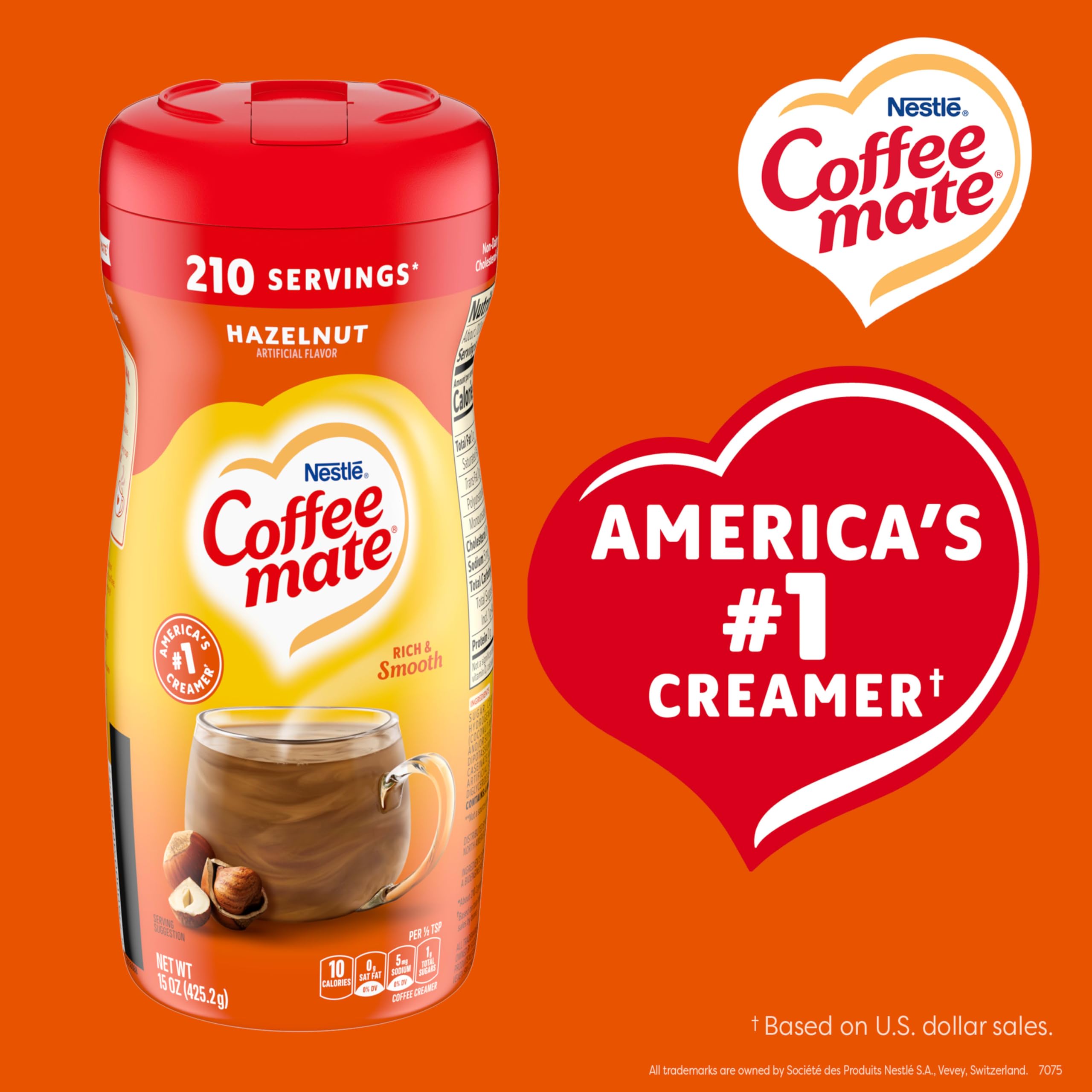 Coffee Mate polvo disolviéndose en café demostrando mezcla rápida