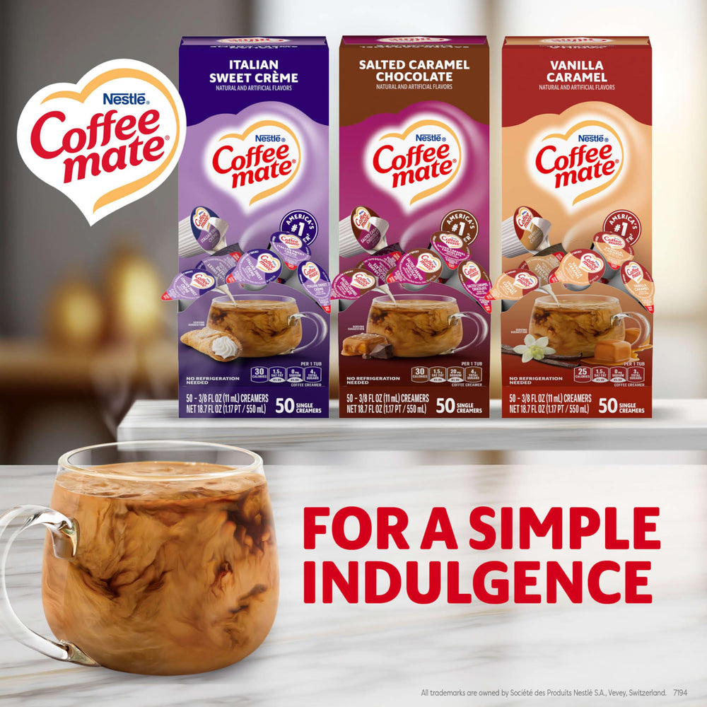 Coffee mate monodosis en primer plano fácil de abrir y verter