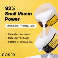 COSRX textura gel-crema en primer plano mostrando absorción y acabado ligero