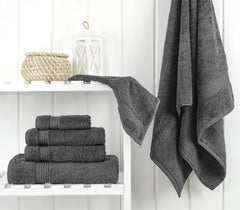 Cotton Paradise toalla de baño en uso tras la ducha, secado rápido y comodidad