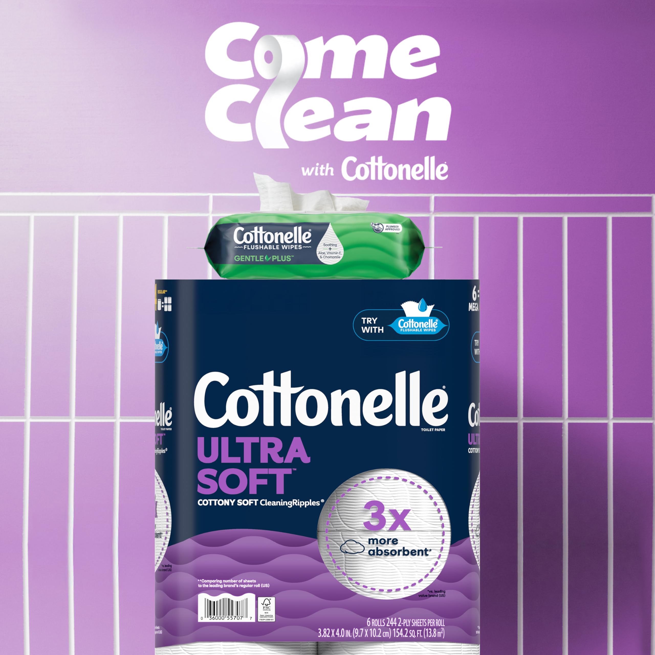 Cottonelle uso en baño con paquete en encimera, práctica para la rutina diaria