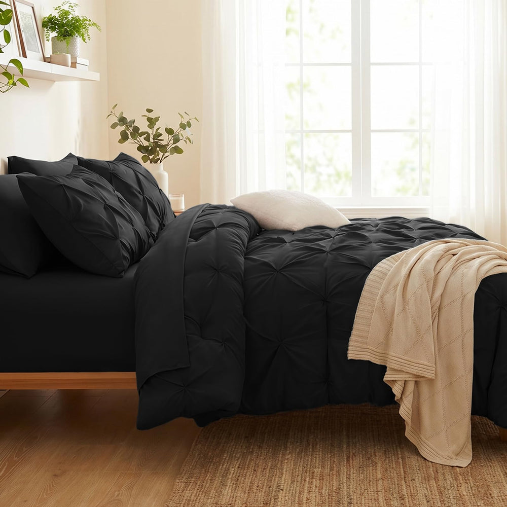 CozyLux en dormitorio amueblado sugeriendo ambiente elegante y acogedor