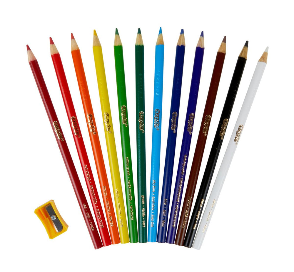 Crayola alumnos usando lápices en clase para proyectos y aprendizaje práctico
