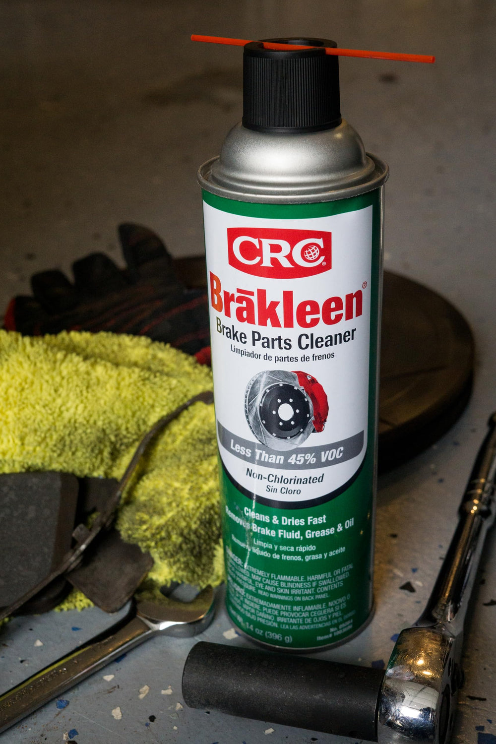 CRC Brakleen paquete de 12 latas en taller, ideal para flotas y uso profesional