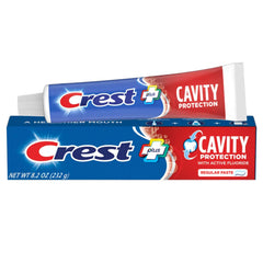 Crest textura de pasta en primer plano, muestra consistencia cremosa