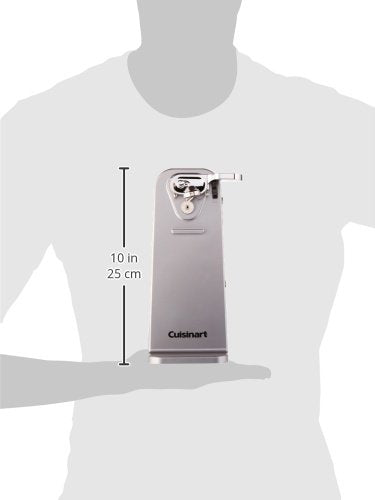 Cuisinart CCO-55 abriendo una lata en cocina rápida y segura