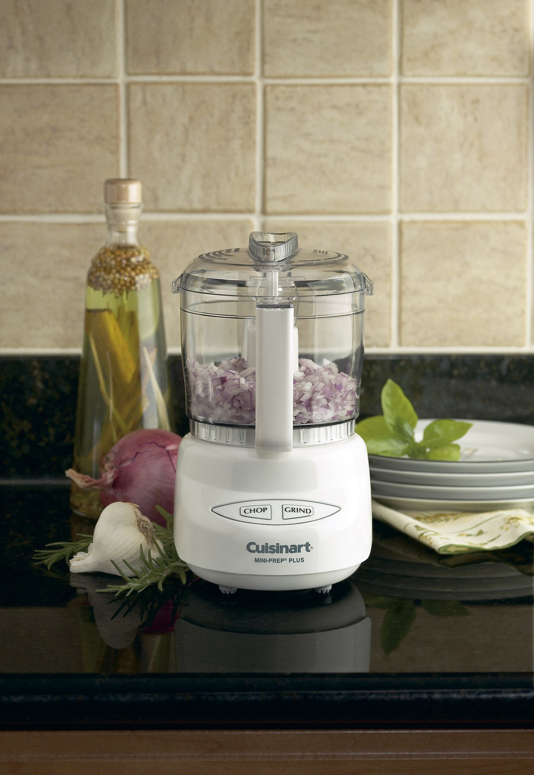 Cuisinart tazón de 24 onzas con asa mostrando capacidad práctica