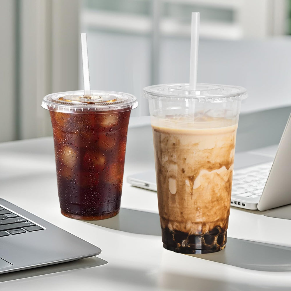 cundao vaso con batido e hielo exhibiendo transparencia atractiva