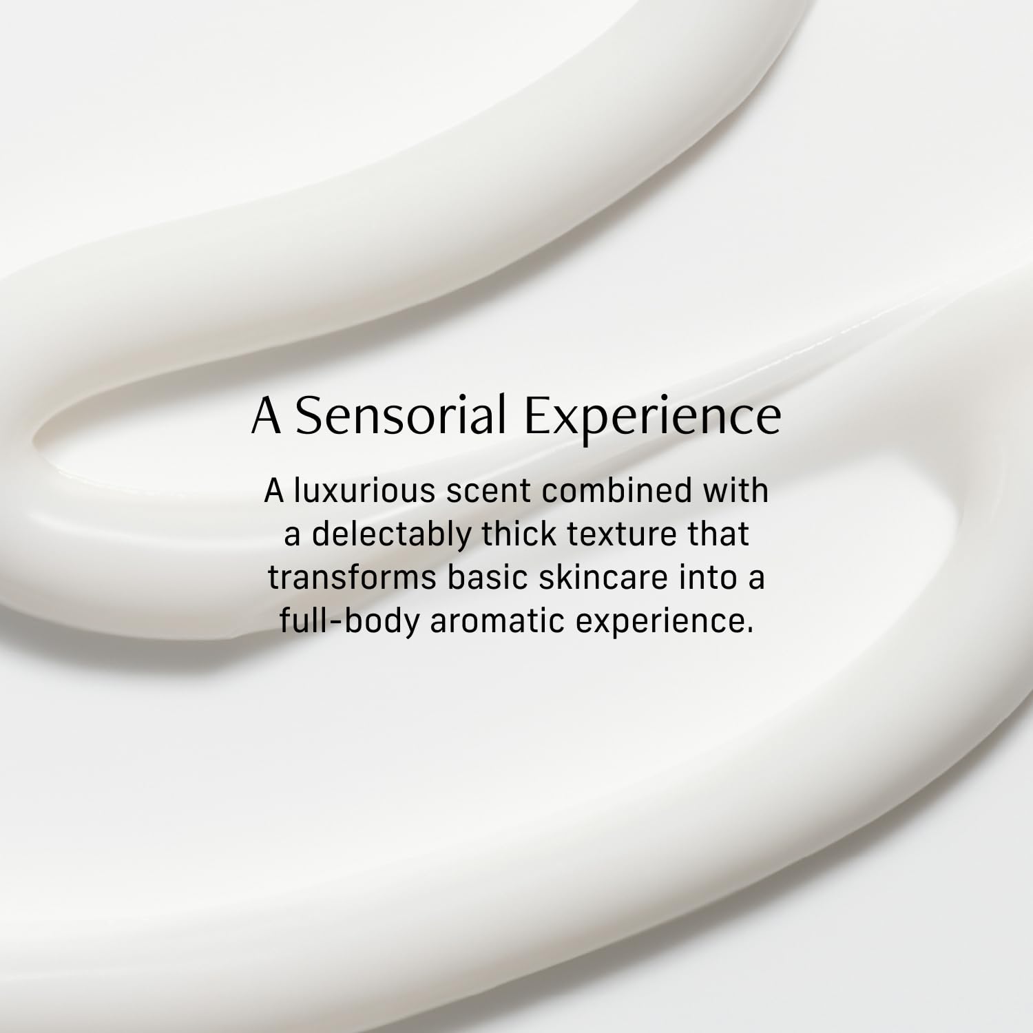 CYKLAR crema en baño elegante transmitiendo experiencia sensorial