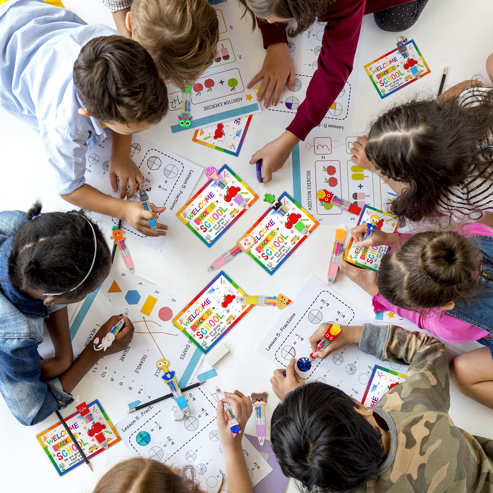 CZWZ bolígrafos usados por niños en aula, fomentando codificación por colores