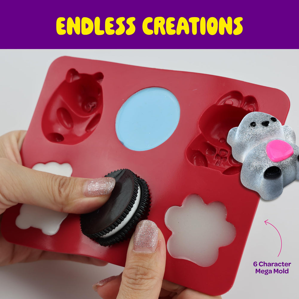 Dan&Darci squishy en mano para apreciar tamaño y ergonomía