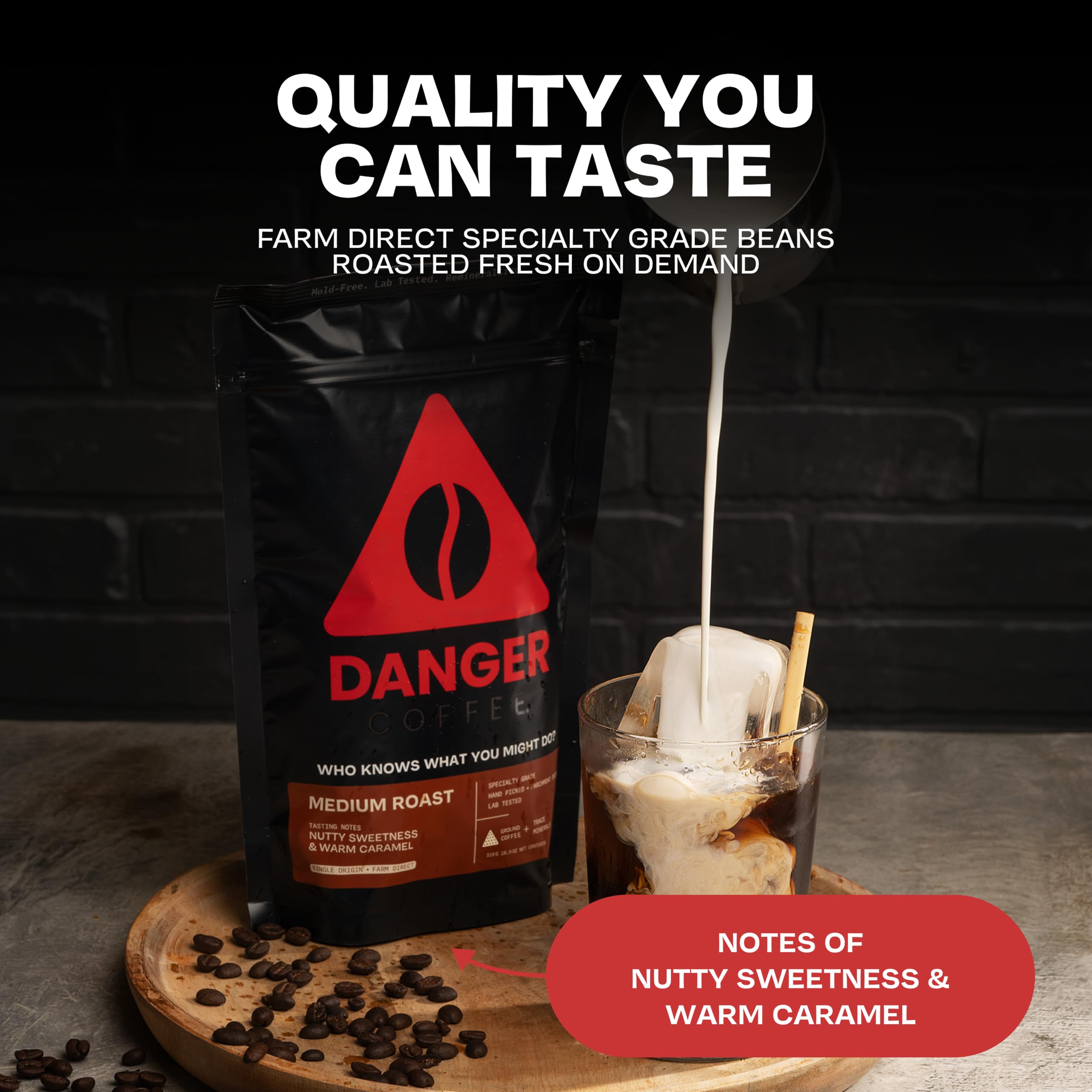 Danger Coffee etiqueta con origen centroamericano y sellos de pureza visibles