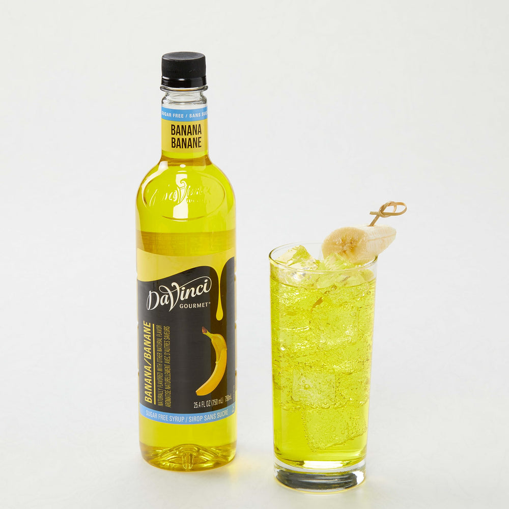DaVinci Gourmet jarabe banana rociado sobre postre para sabor intenso