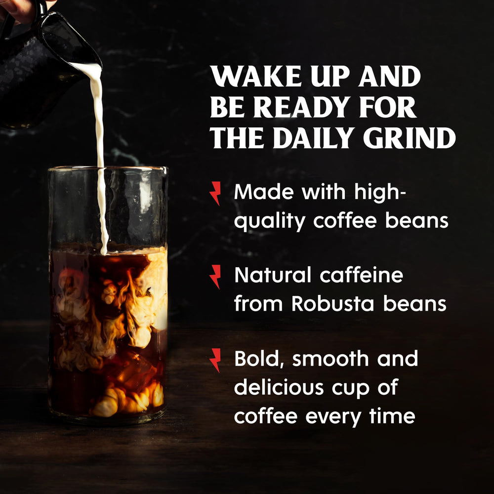 Death Wish Coffee bolsa abierta revela molido fresco listo para usar
