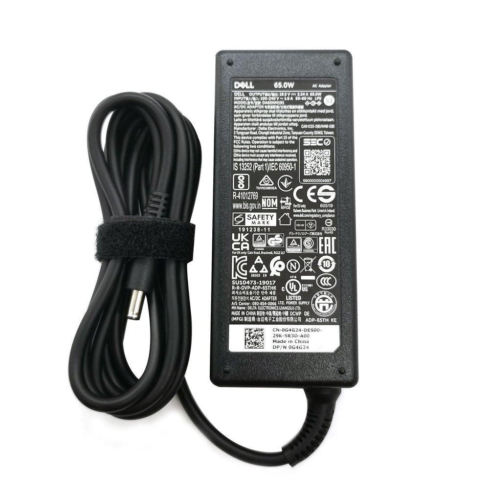Dell cargador 65W con cable y adaptador visto desde arriba, fácil transporte