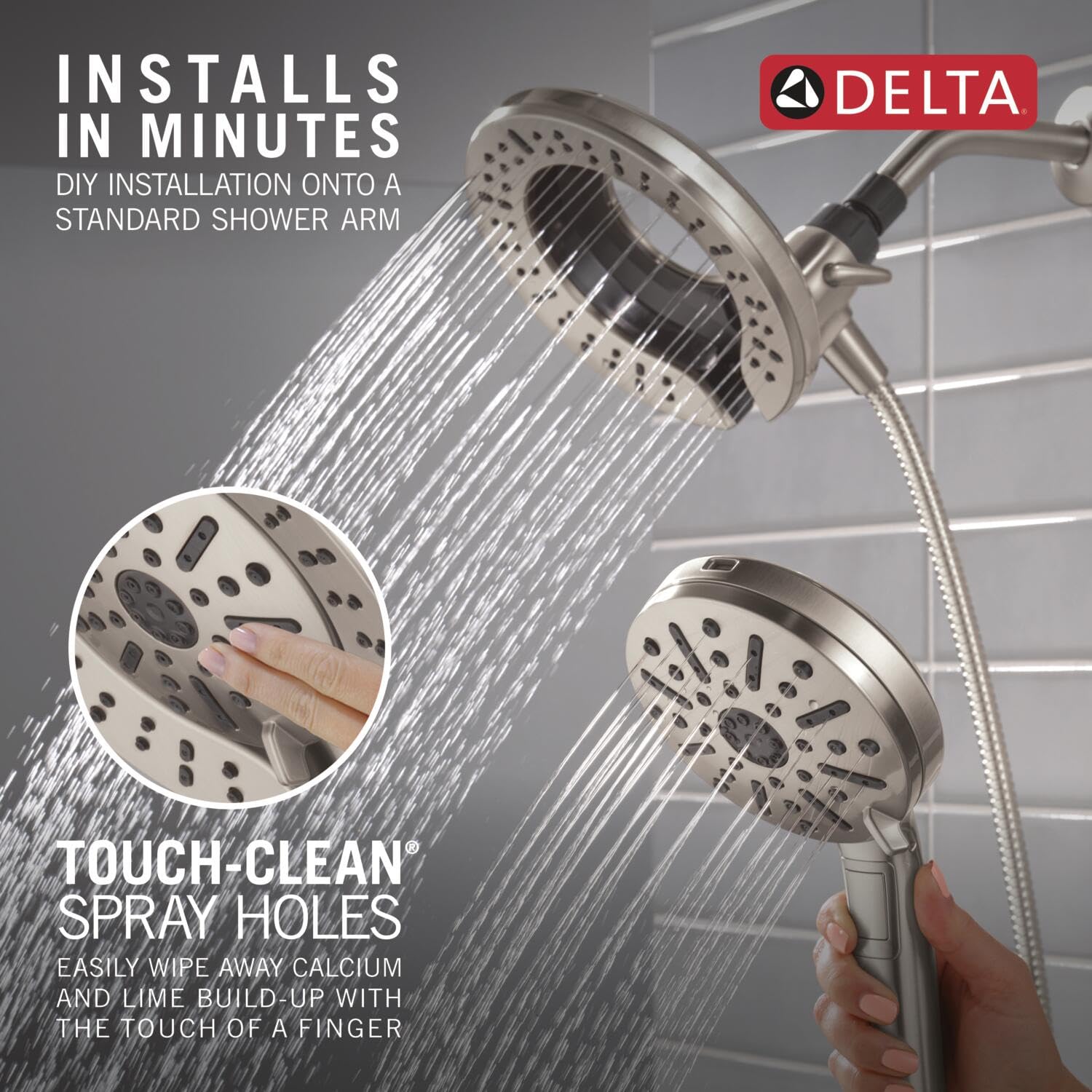 DELTA ducha en uso en baño familiar mostrando versatilidad y comodidad