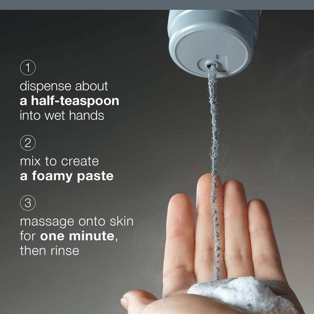 Dermalogica envase abierto junto a agua ilustrando preparación fácil