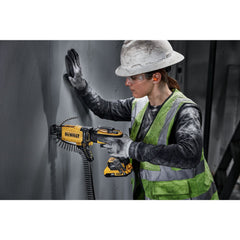 DEWALT DCF630B detalle del cono ajustable para profundidad precisa