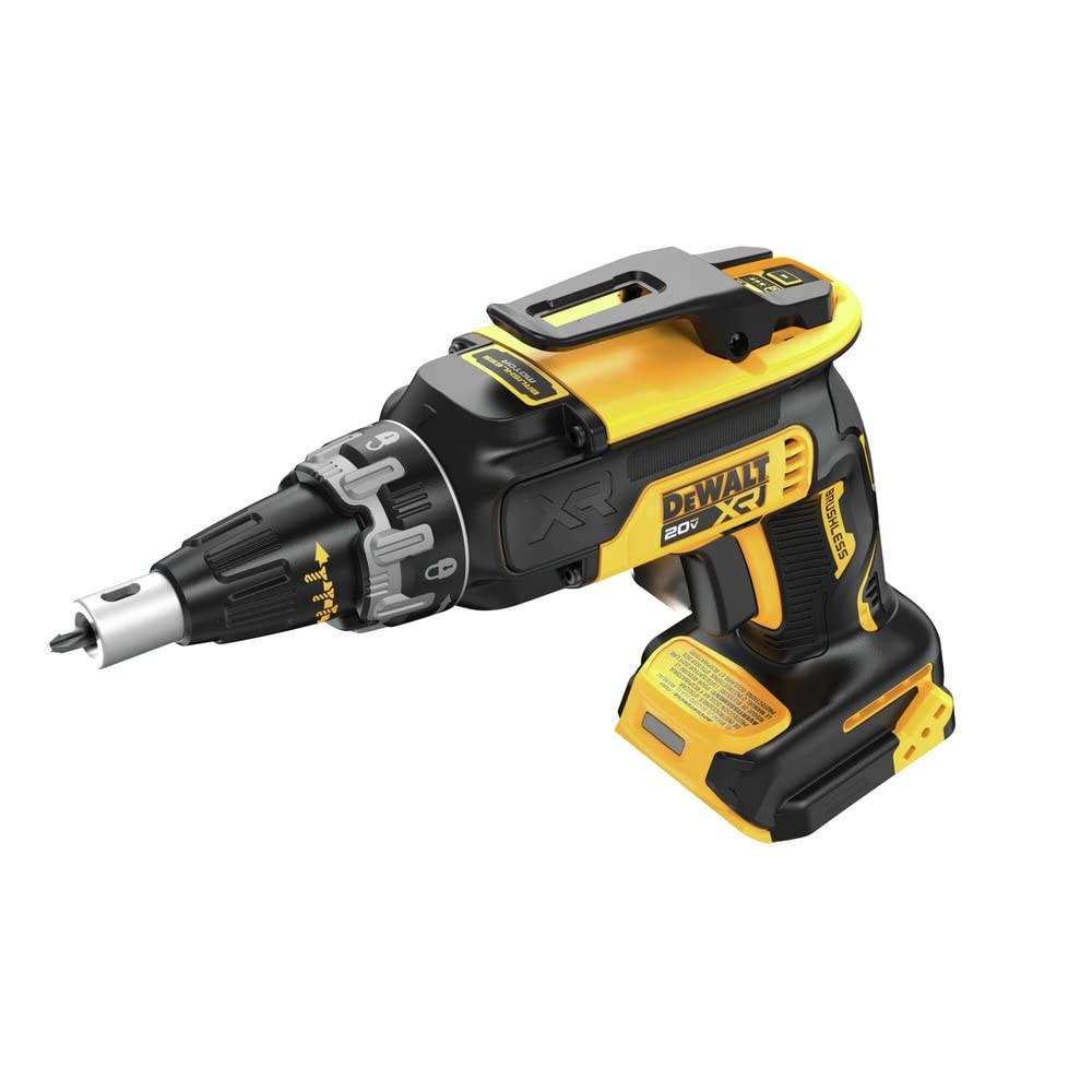 DEWALT DCF630B LED iluminando área de trabajo para mejor visibilidad