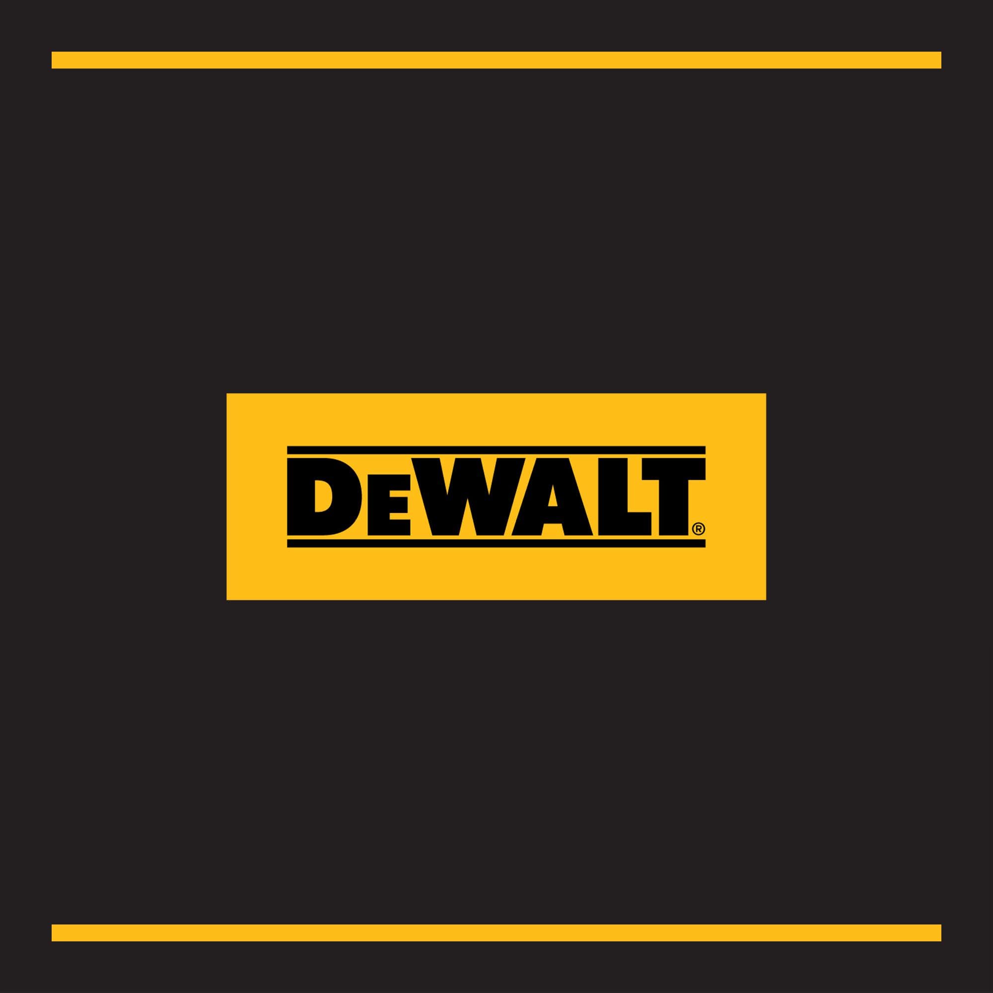 DEWALT caja junto a metro para comparar tamaño y capacidad real