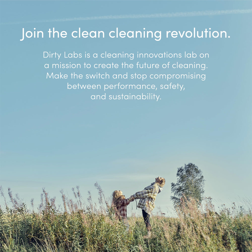 Dirty Labs primeros planos de ingredientes naturales y certificaciones visibles