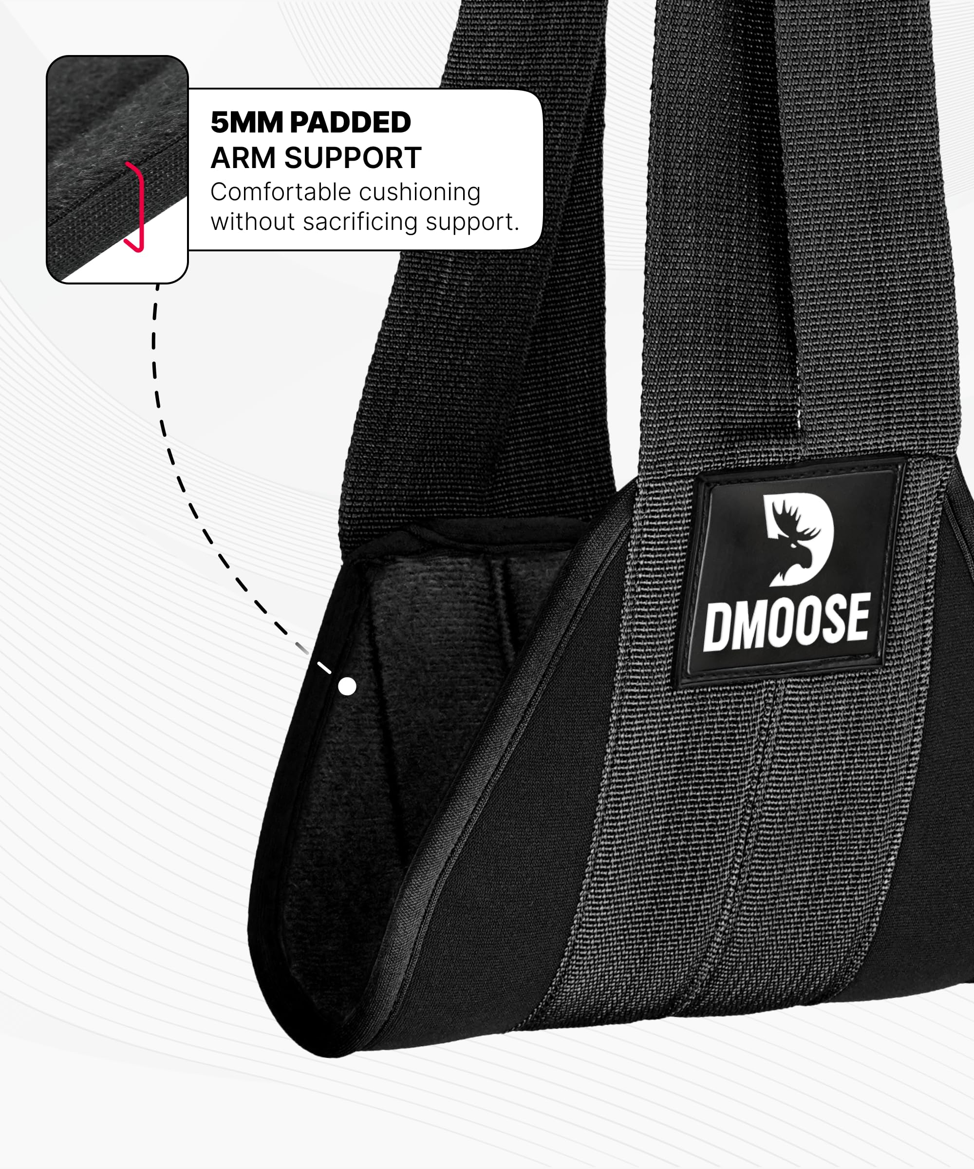 DMoose Fitness atleta realizando elevación de piernas con soporte de correa