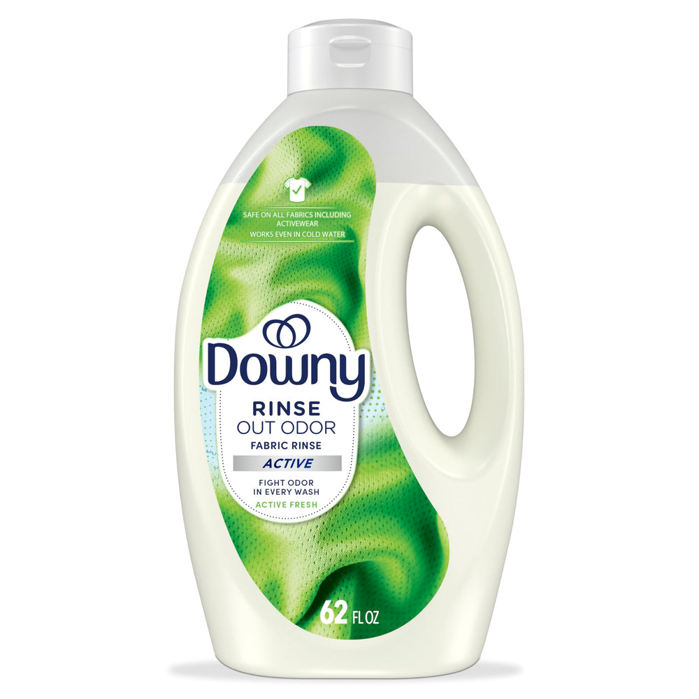 Downy envase frontal muestra 62 fl oz y facilidad de uso