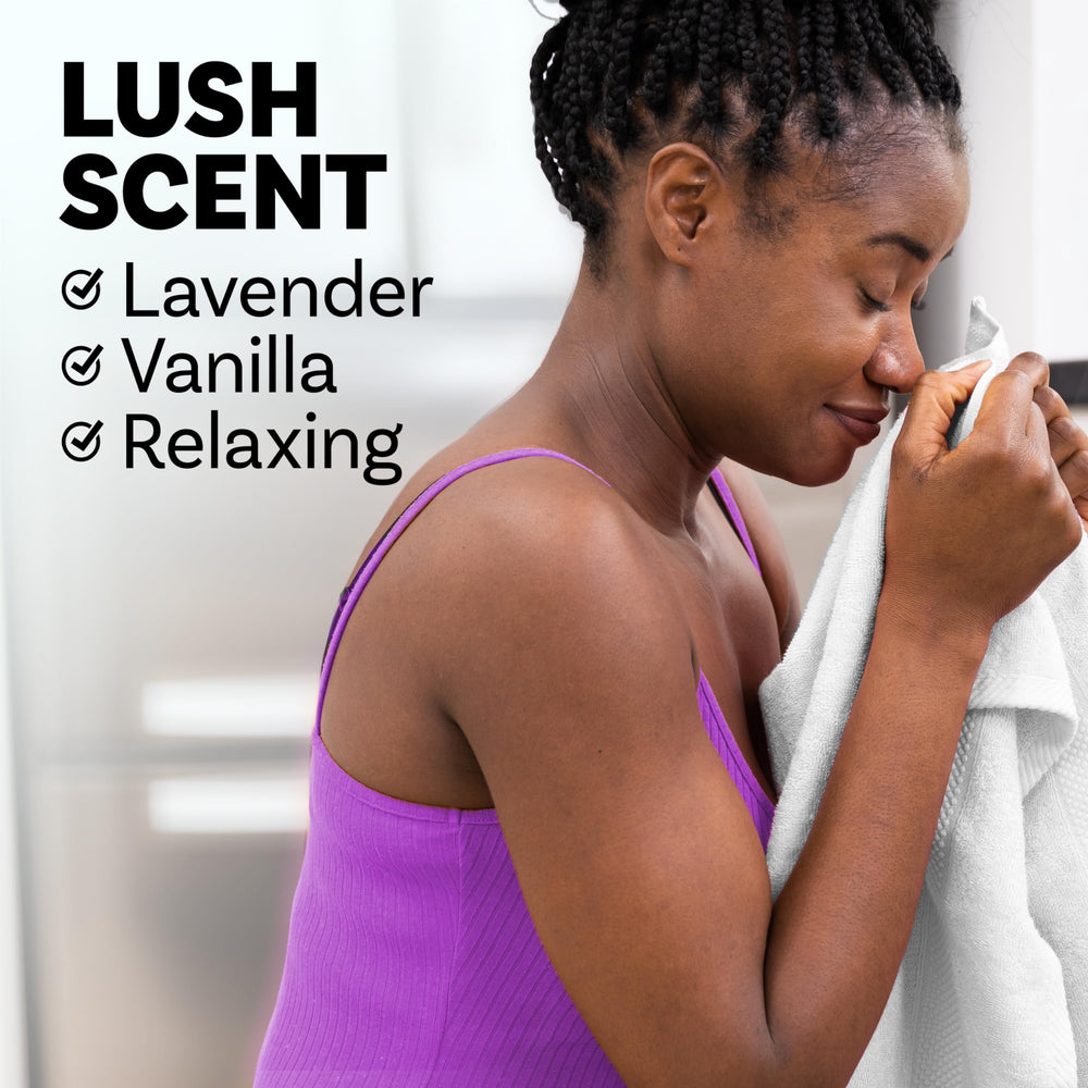 Toallas esponjosas perfumadas con Downy Unstopables Lush mostrando frescura y suavidad prolongada