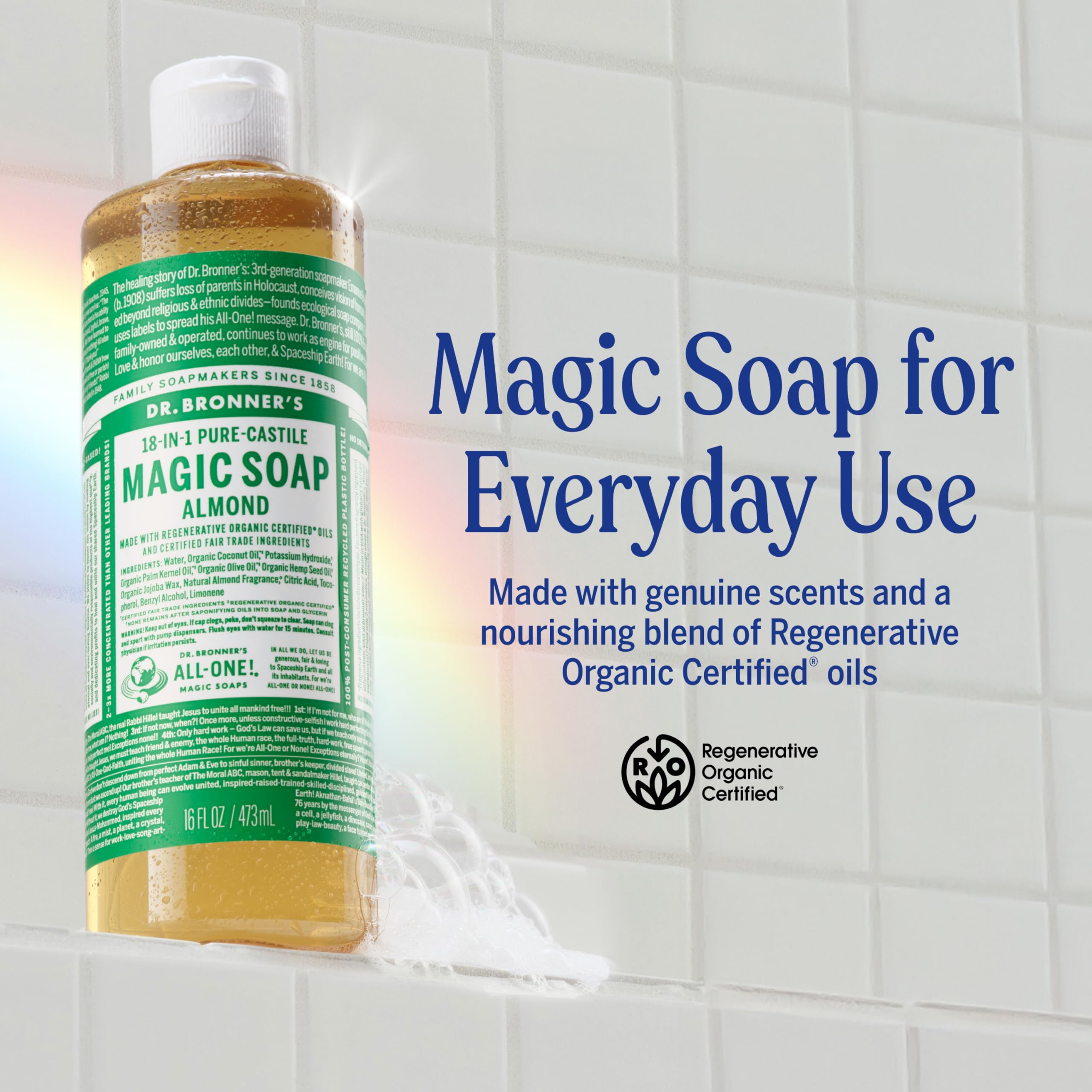 Espuma cremosa del jabón de almendra Dr. Bronner's ilustrando limpieza suave y enjuague fácil