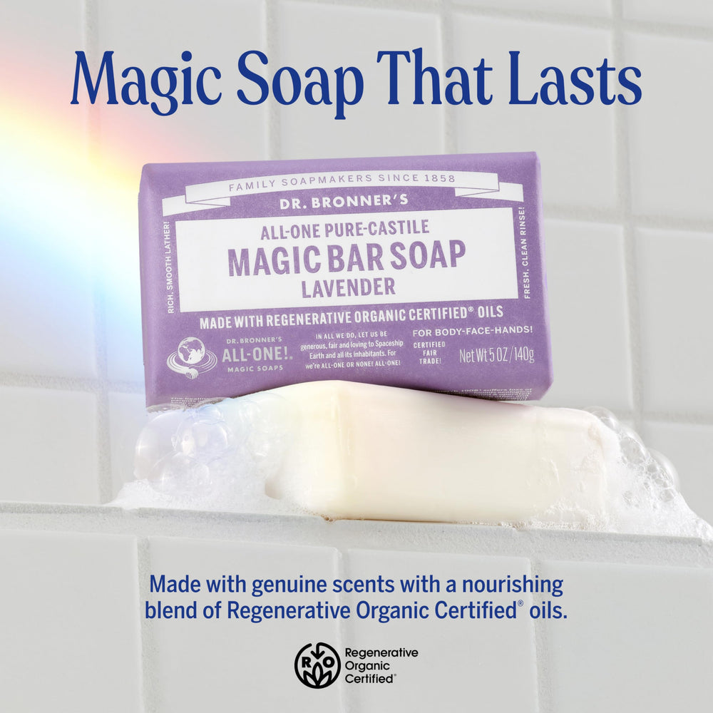 Dr. Bronner's textura de la barra con espuma cremosa que hidrata