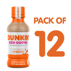 Dunkin' botella en mano para comparar tamaño y portabilidad