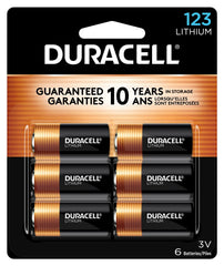 Duracell CR123A frontal del paquete mostrando 6 pilas, durabilidad garantizada
