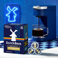 Dutch Bros espresso servido en taza destacando crema