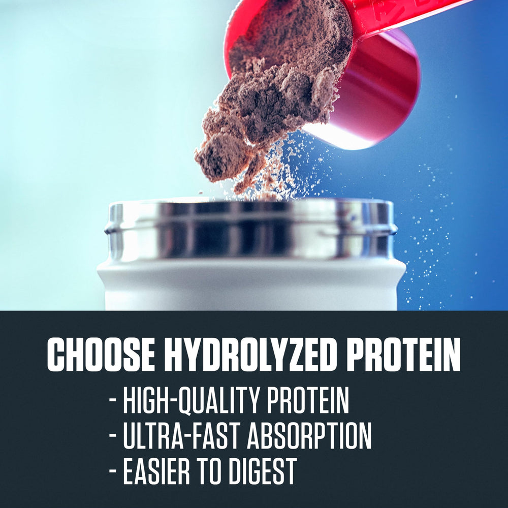 Dymatize ISO100 batido preparado en vaso listo para consumir tras el entrenamiento con sabor intenso