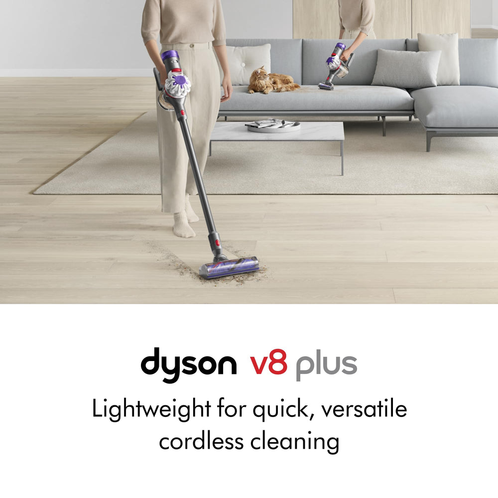 Dyson V8 Plus detalle Motorbar que desenreda pelo y limpia profundamente
