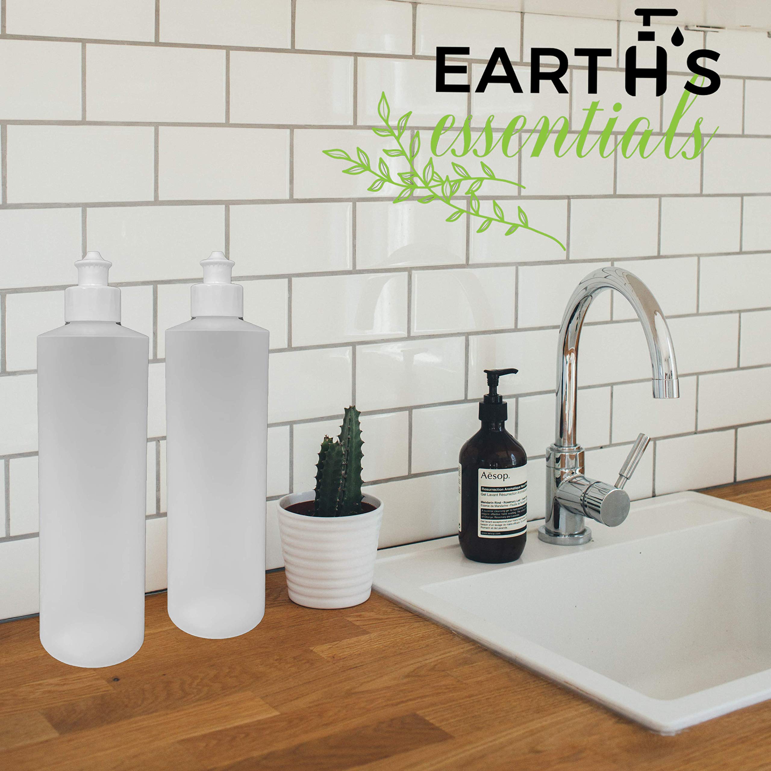 Earth's Essentials dosificando aceite comestible en cocina para uso alimentario seguro