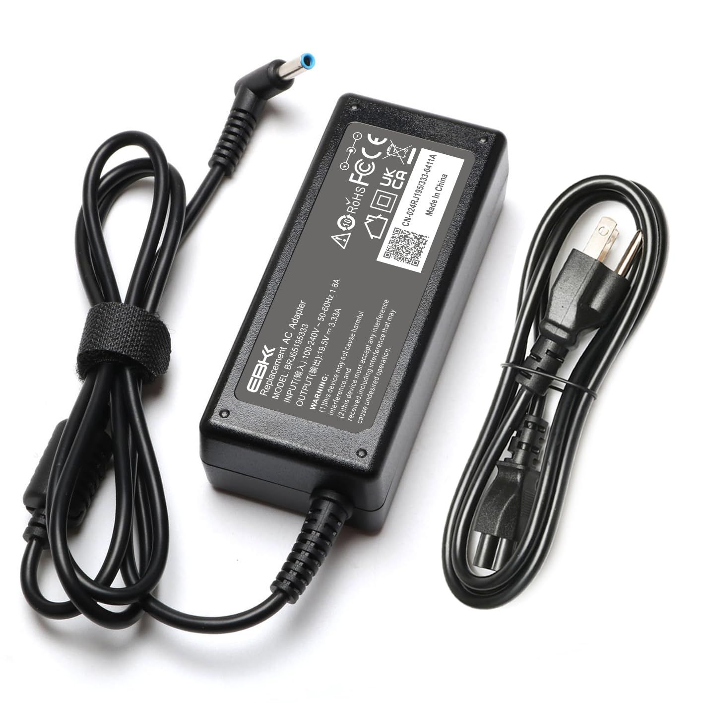 EBKK cargador 65W vista frontal con carcasa y etiqueta clara