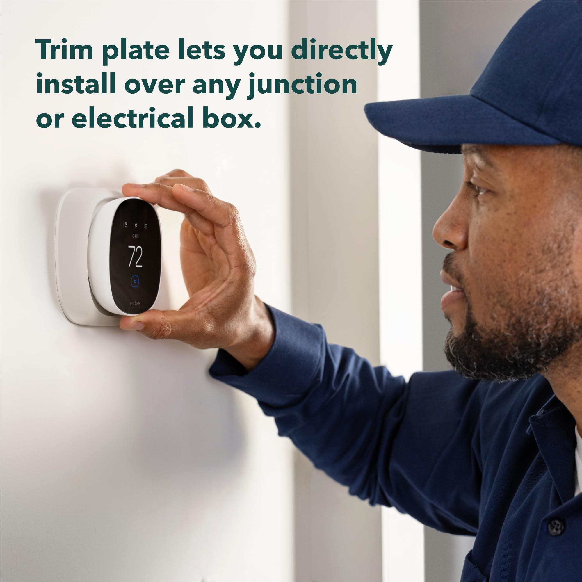 ecobee trim plate empaquetado con QR de guía móvil para instalación rápida