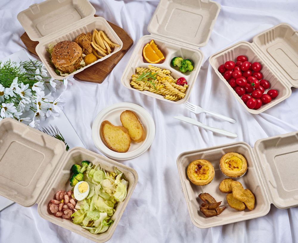 ECOLipak envases en un evento mostrando uso práctico y compostable