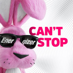 Energizer etiqueta de la pila 9V mostrando la marca y duración en estantería