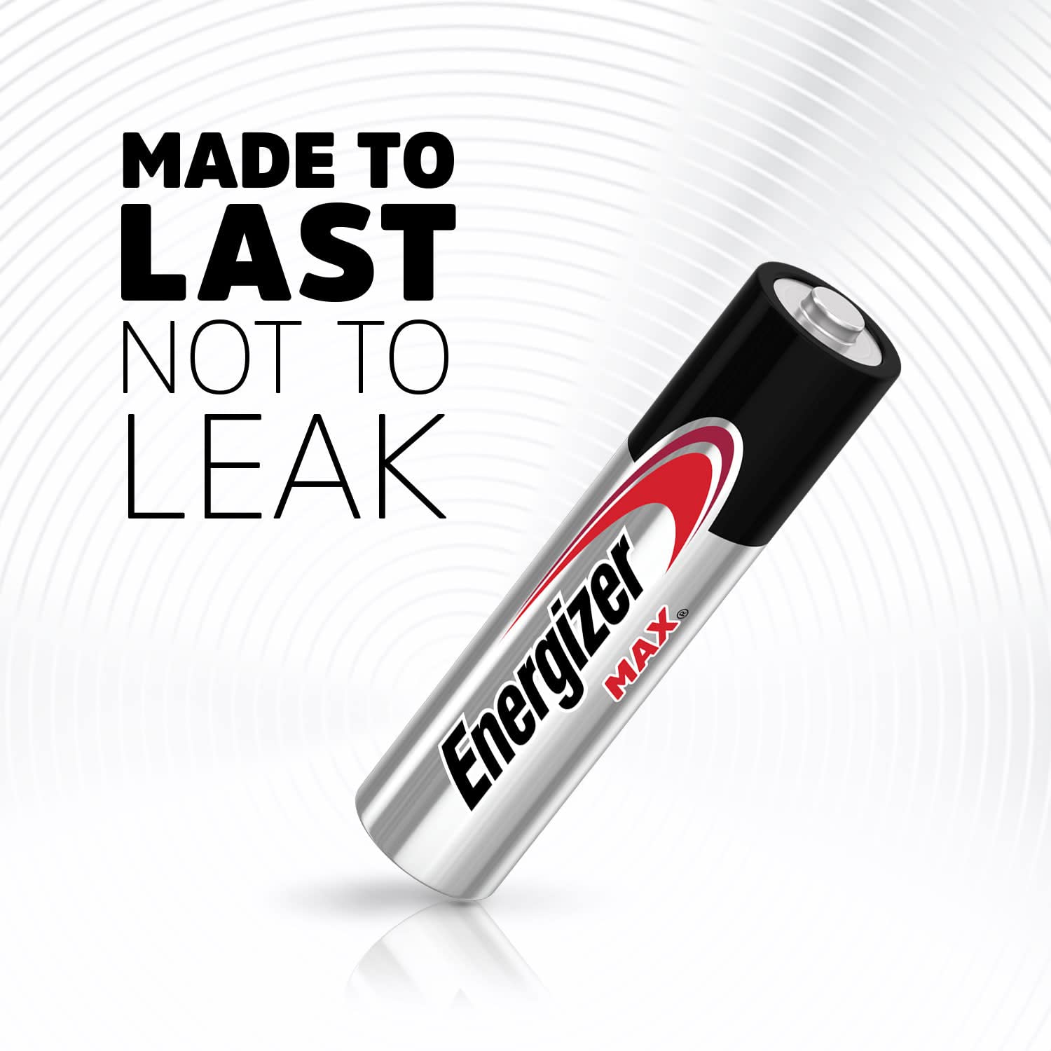 Energizer pilas en uso en un mando televisivo, energía confiable para controles