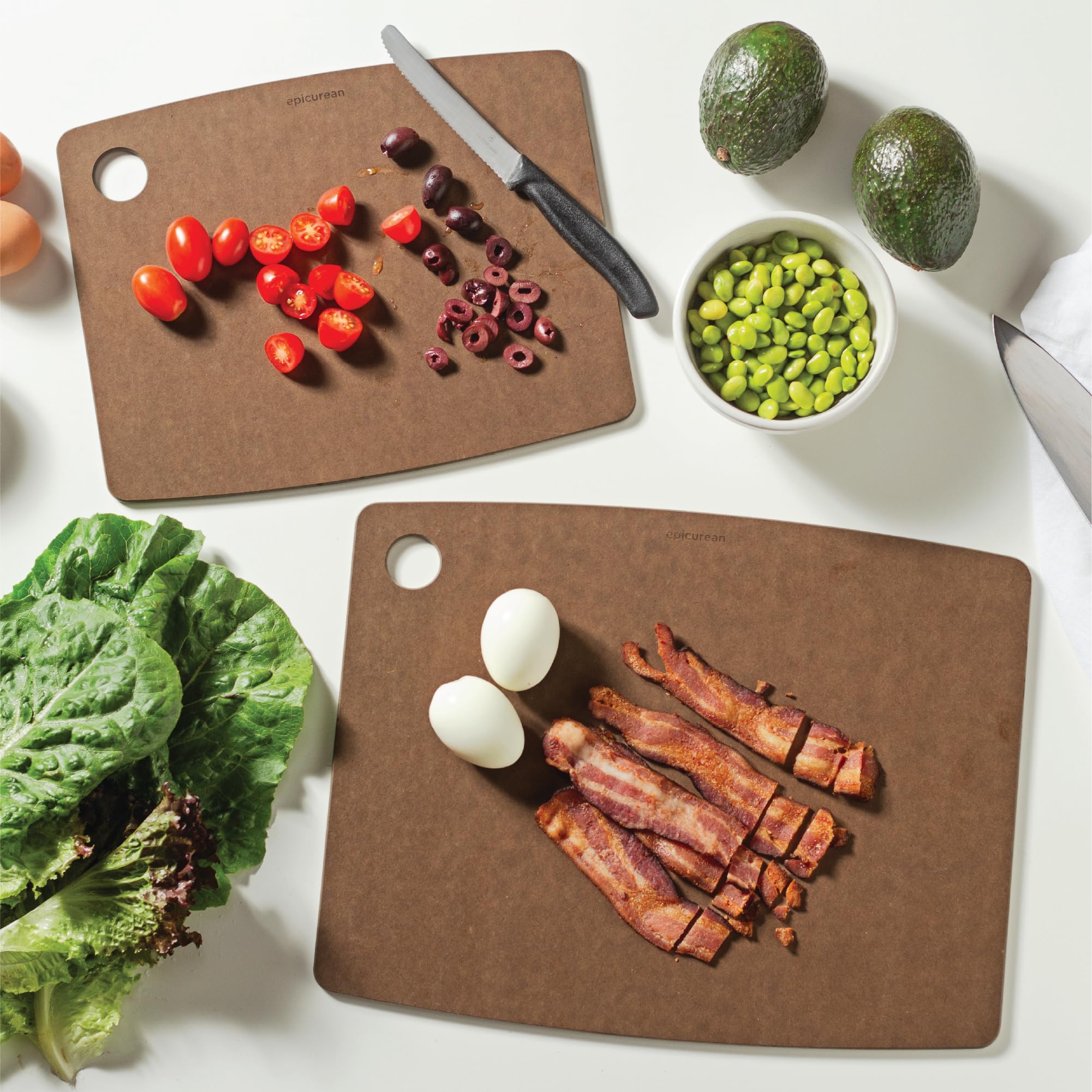 Epicurean tabla en ambiente de cocina sobre mesa, Nutmeg, estética y funcionalidad